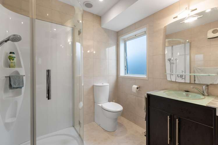 29 Ngaio Street Strandon_21