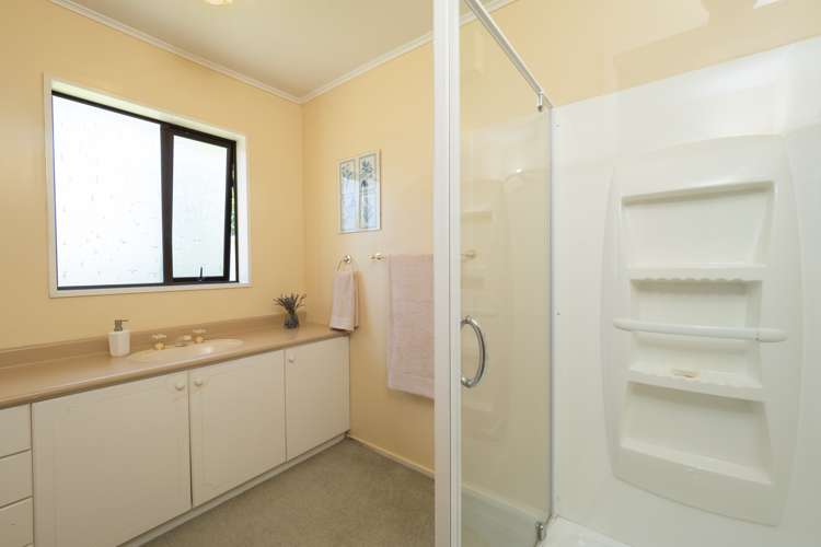 177 Middle Road Allenton_12