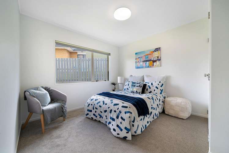 5 Retreat Drive Mangere_12
