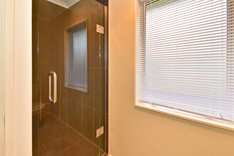 32 Ewhurst Place Goodwood Heights_11