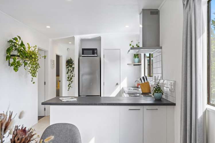 3/6 Makora Road Massey_26