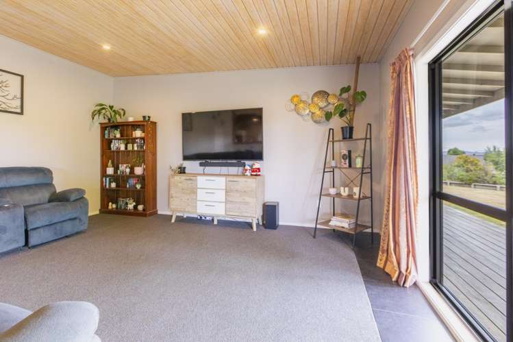 15 Lake View Road Waipukurau_8