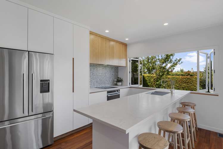 5 Coronation Street Belmont_9