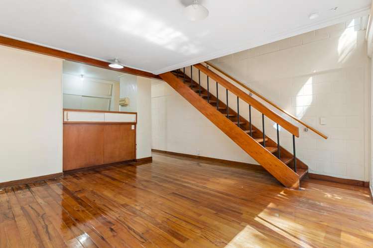 2/79 Beresford Street_3