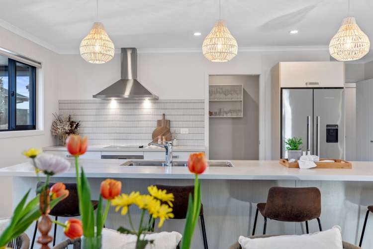 21 Livingstone Drive Papamoa_11