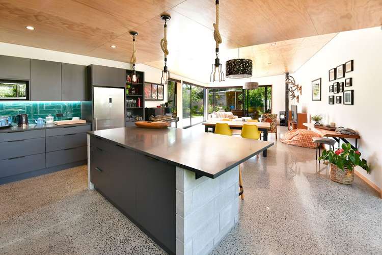 59 The Circle Manly_15