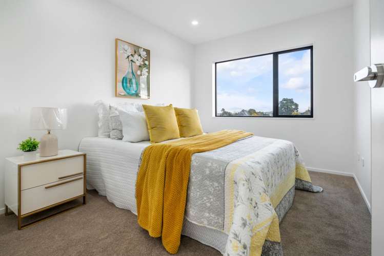 2/2 Hyde Street Manurewa East_5