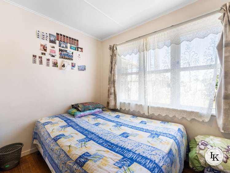 22 Gaye Crescent Otara_12