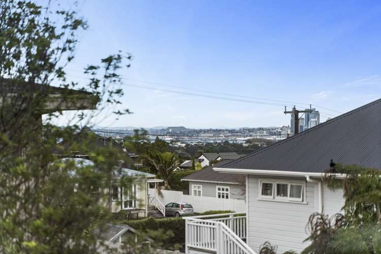 2/178 Onewa Road Birkenhead_15