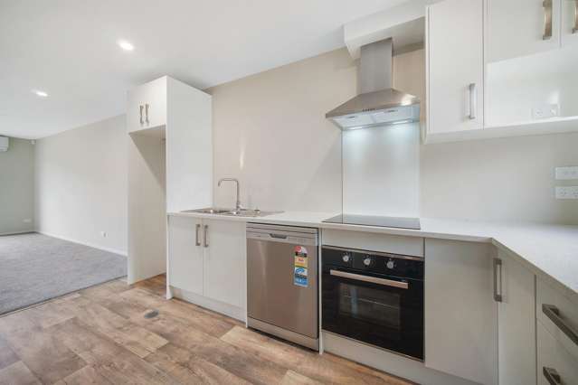 2/70 Clevedon Road Papakura_2