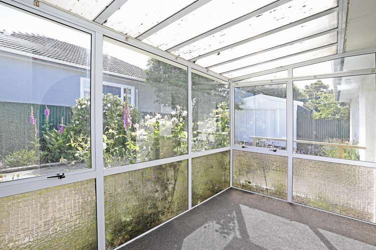 61 Paterson Street Grasmere_12