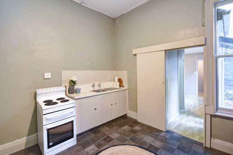 11 Lees Street Dunedin Central_11