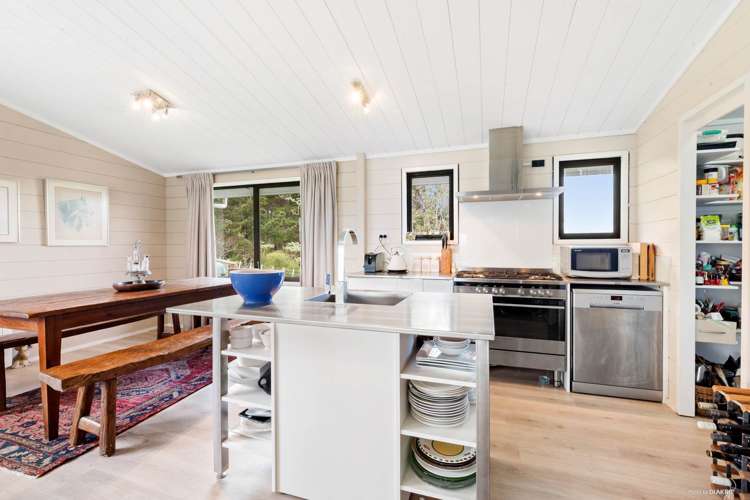 6 Puketiro Road Whitford_10