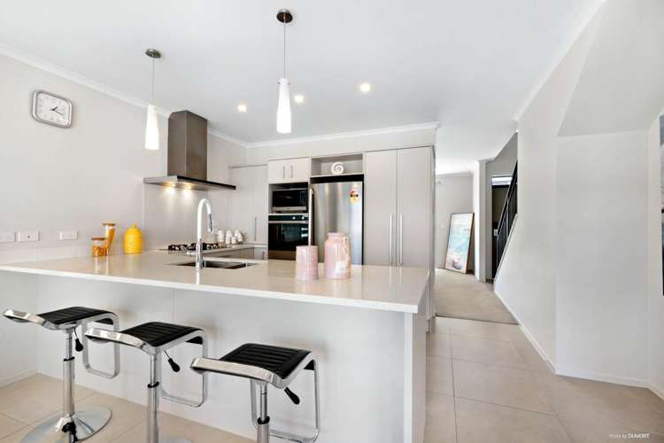 23 Costa Viva Crescent Karaka_6