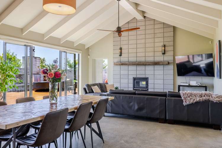 151 Mount Stewart Halcombe Road Sanson_15