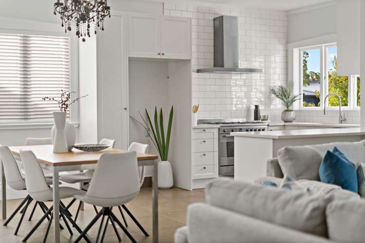 7 Selkirk Road Mount Albert_10