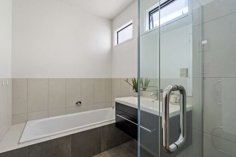 31 Merani Street Narrow Neck_27