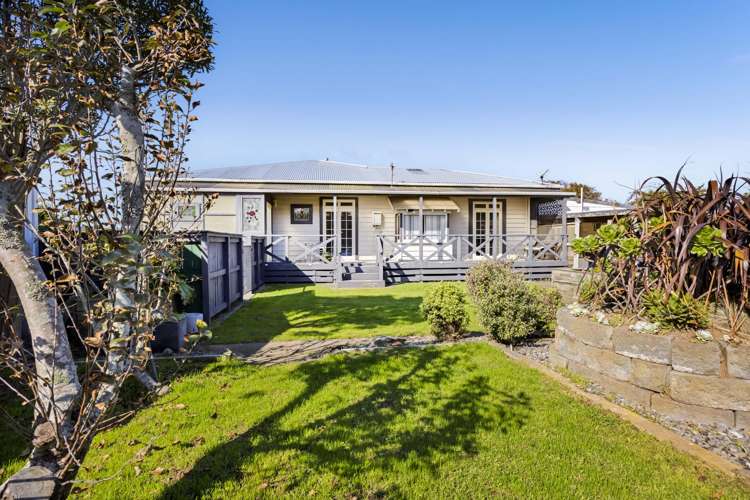231 Glover Road Hawera_7
