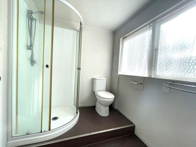 1/35 Jaemont Avenue Te Atatu South_6