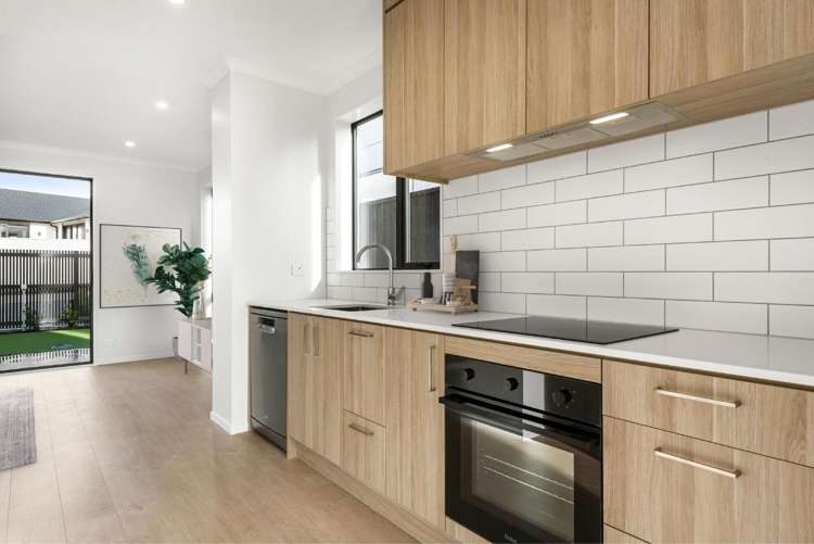 349 Te Taruna Drive Milldale_1