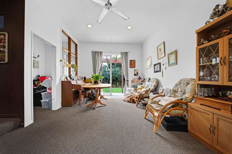 274 Royal Road Massey_4