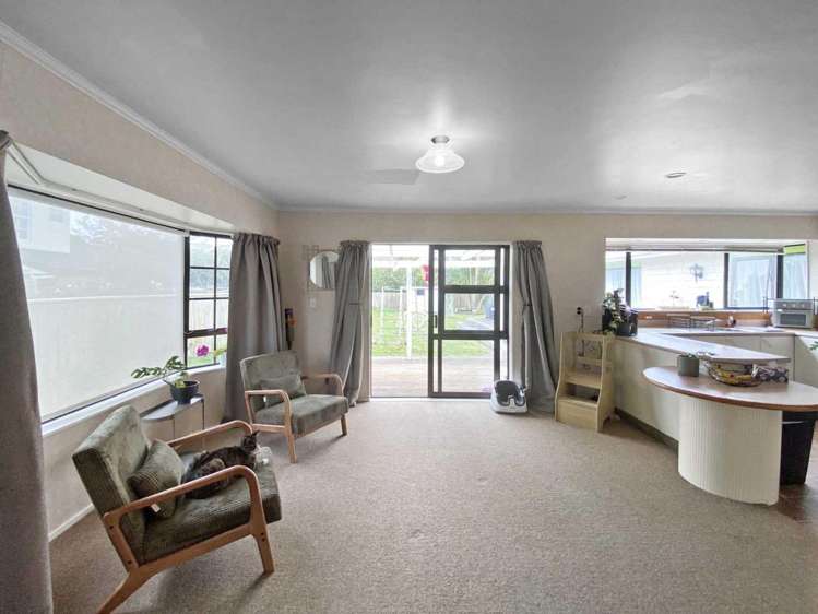 7 Norfolk Drive 1235_3