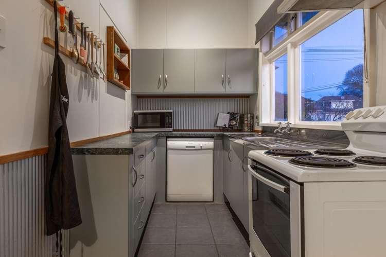 137 Cambridge Street Levin_6