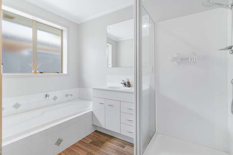 70 Nielsen Gardens Rototuna_17