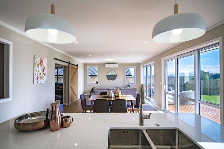 12 Waireka Road Rototuna North_2