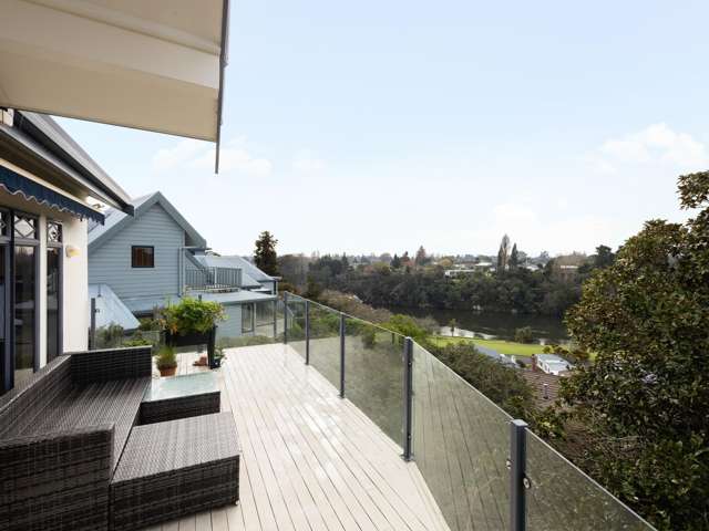 Town House River Views!