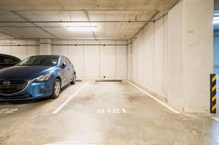 405C/5 Rose Garden Lane Albany_16