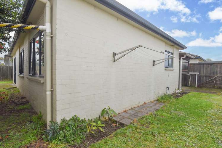 20B Ruihi Street Victoria_13