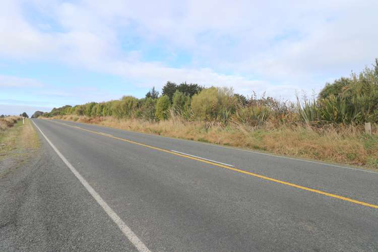 121 Mason Road Seaward Bush_40