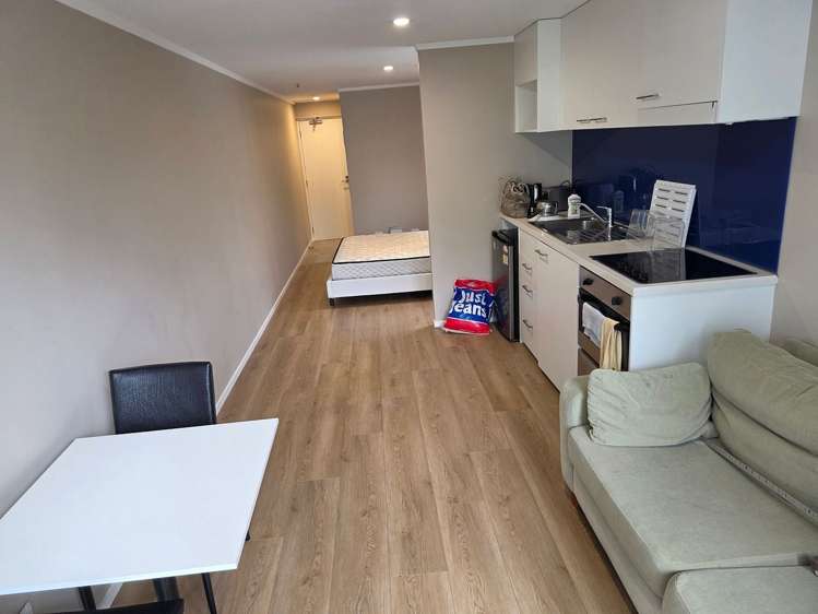 5F/8 Bankside Street Auckland Central_6