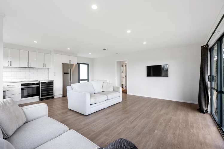 10 Meade Place Bell Block_14