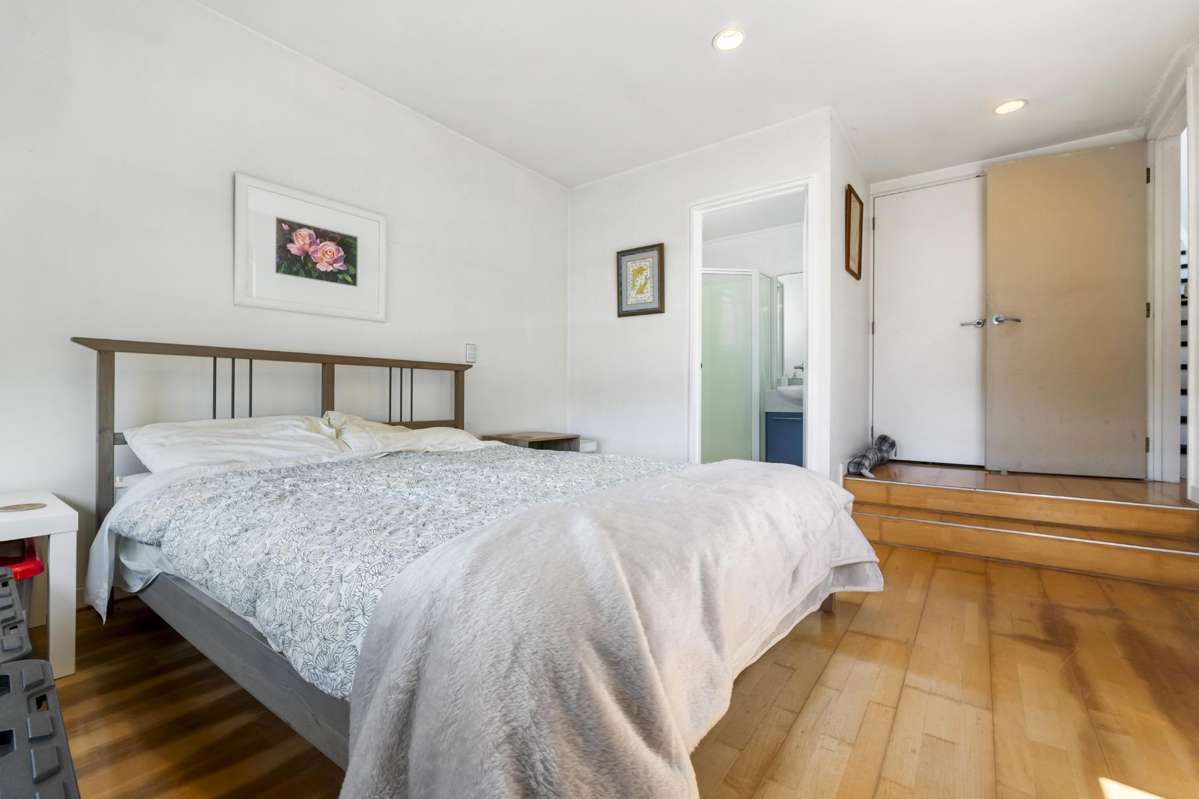 2/701 Great North Road_4