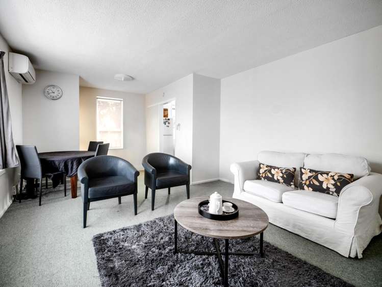 1/57 Sarabande Avenue Redwood_5