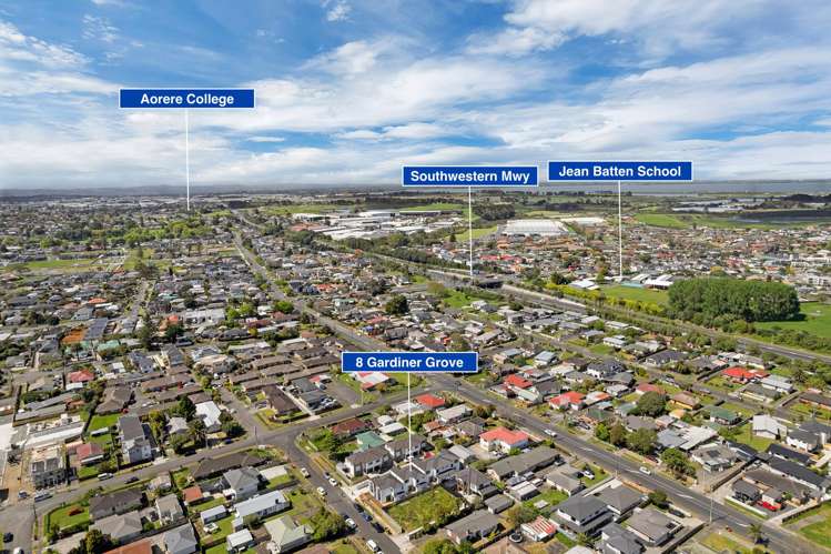 8D Gardiner Grove Mangere East_21