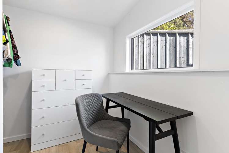 765 Marine Drive Eastbourne_12