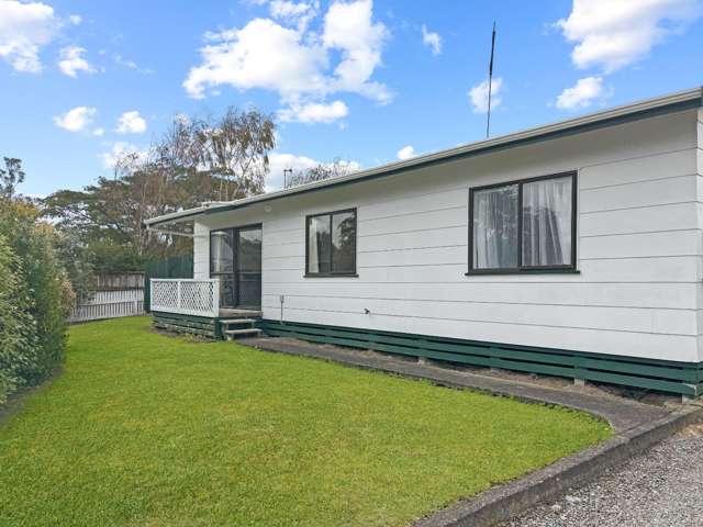 This cozy three-bedroom home located in a quiet cul-de-sac is up for rent!