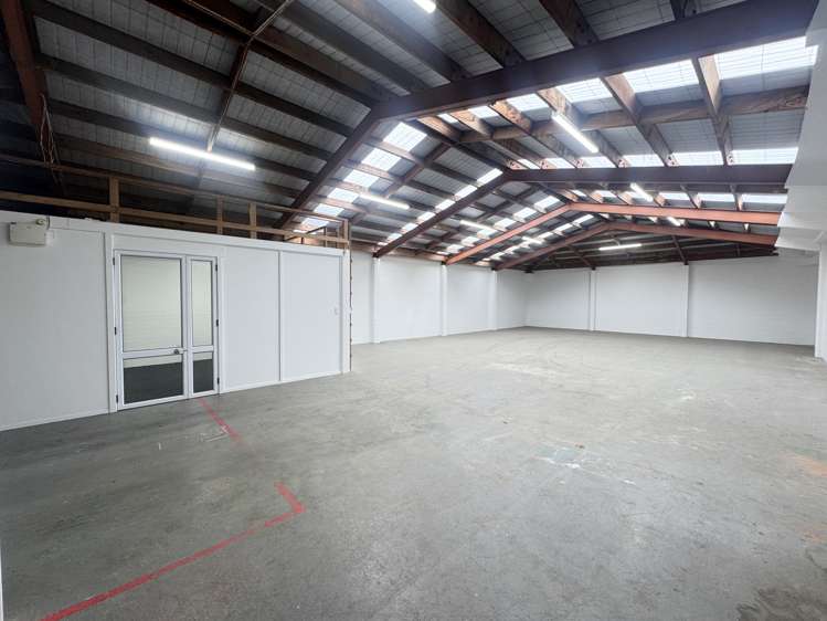 28 Broughton Street South Dunedin_7