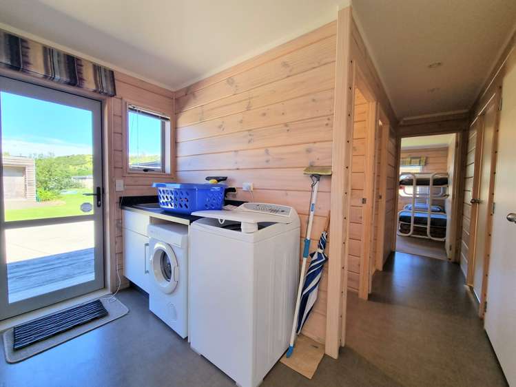 132 Adams Road Whangapoua_12