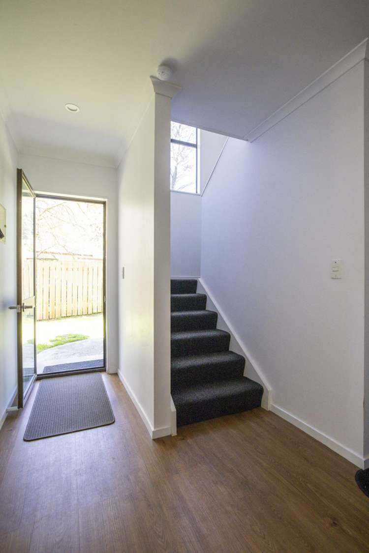 1/12 Waterdale Way The Brook_13