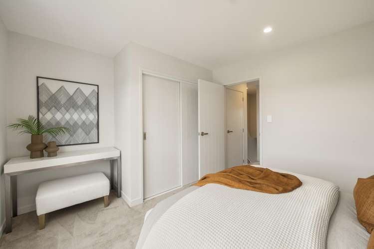 56 Awhi Lane Massey_4