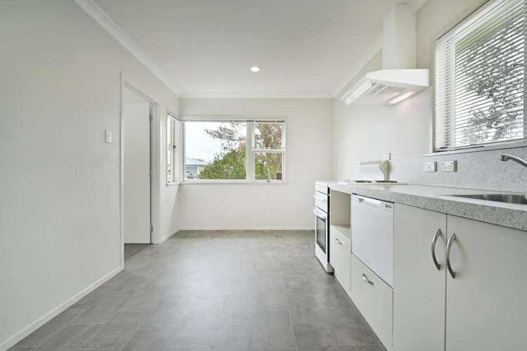 305 King Street South Hastings_9