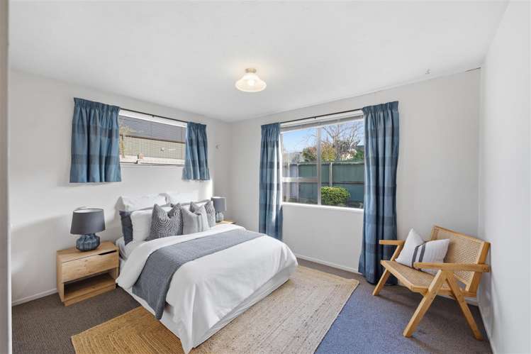 2/15 Tulloch Place Papanui_9