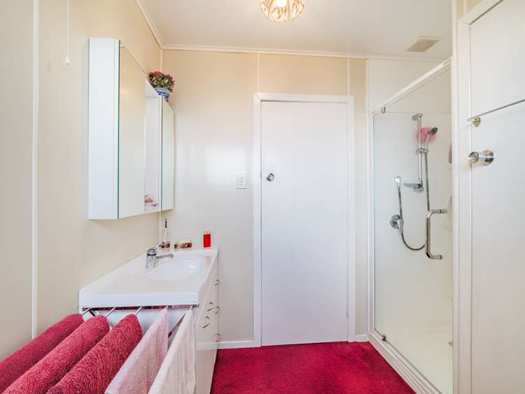 11 Harrington Street Lawrence_13