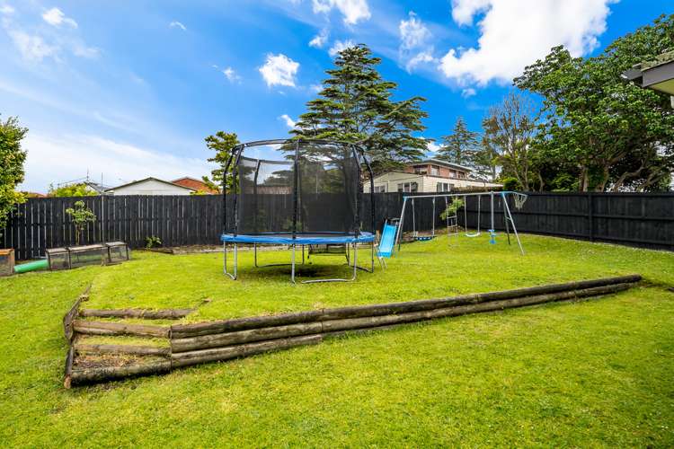 1/7 Howe Street Howick_22