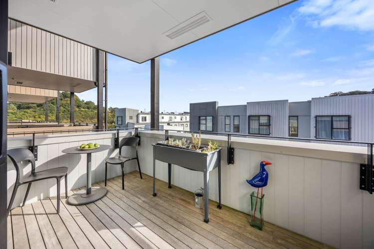 203/1 Kimiora Street Three Kings_2
