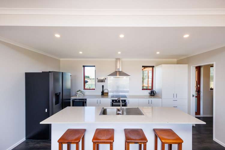 107 Ashhurst Road Bunnythorpe_17